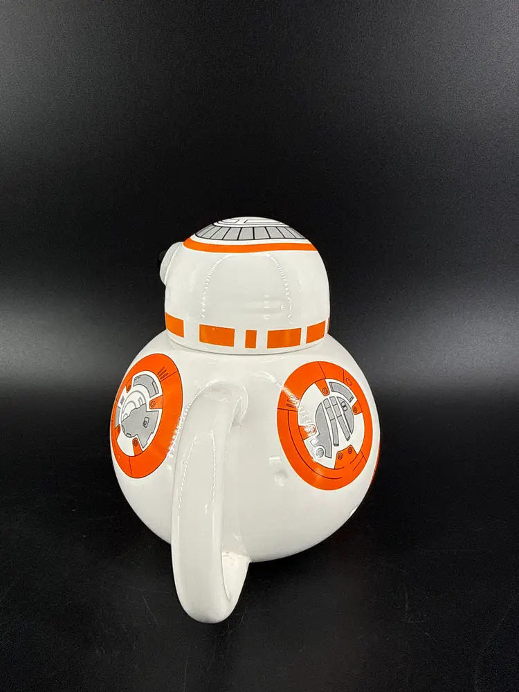 Star Wars BB-8 Droid 3D Lidded 16oz Coffee Mug Lucas Films Robot Orange