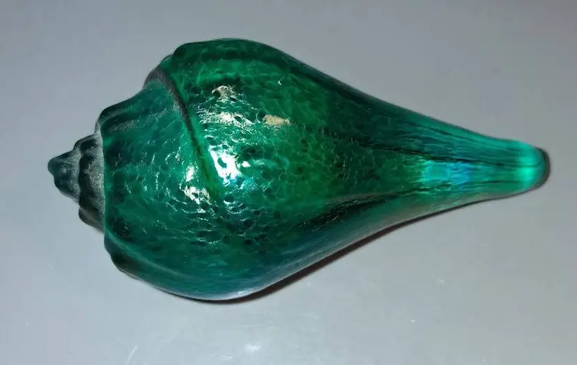 Vintage Robert Held Art Glass Iridescent Green Conch Shell Paperweight