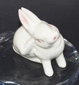 Vintage Goebel West Germany White Bunny Rabbit Pink Eyes 2" x 2.5"