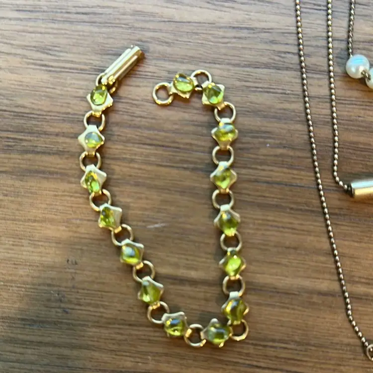 Lot Of 2 lariat necklace, Three Chain Dangling 42 Inches, And Lime Green Stone Bracelet
