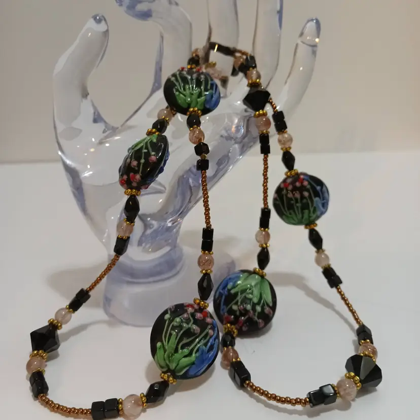 Gorgeous Floral Glass Lampwork Necklace