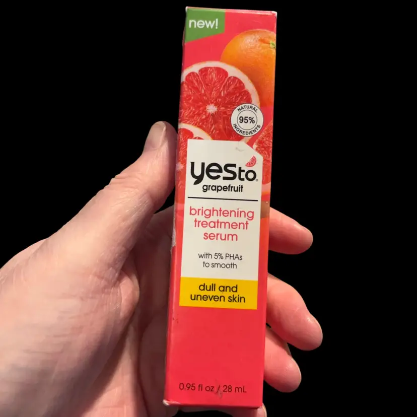 Yes, To Grapefruit Brightening Treatment Serum With 5% Phas To Smooth Down Uneven Skin