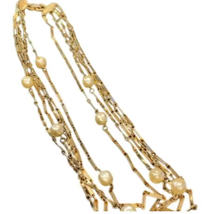 Coro Gold Tone Necklace With Faux Pearls With 5 Strands