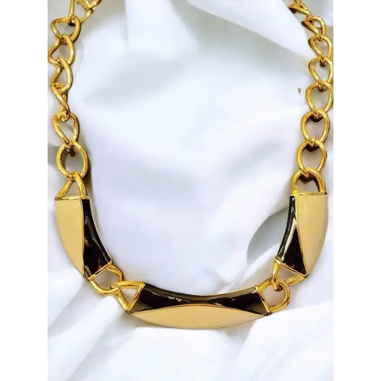 MONET CREAM AND BLACK ENAMEL CHOKER NECKLACE MATCHING EARRINGS