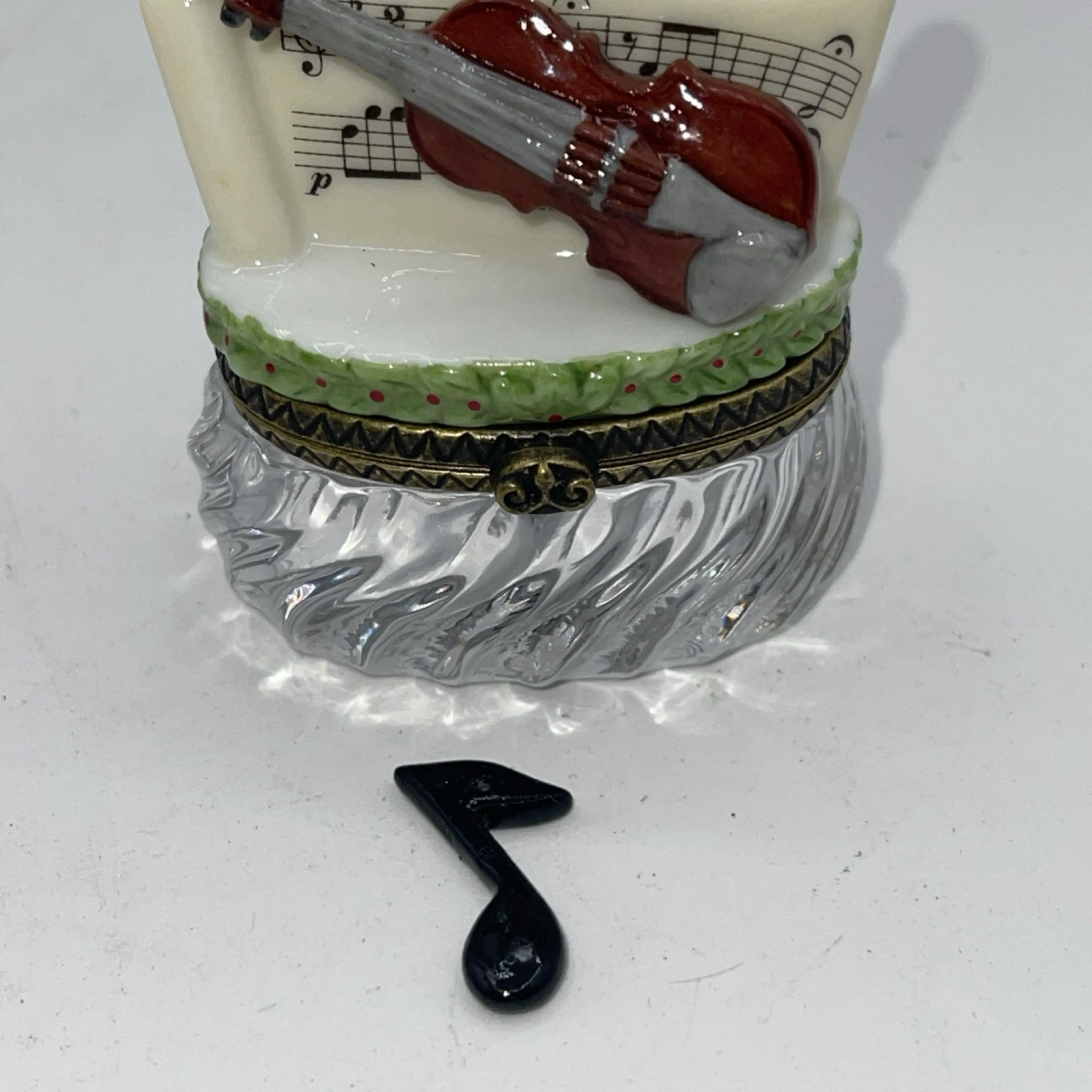 Image 2 of 10