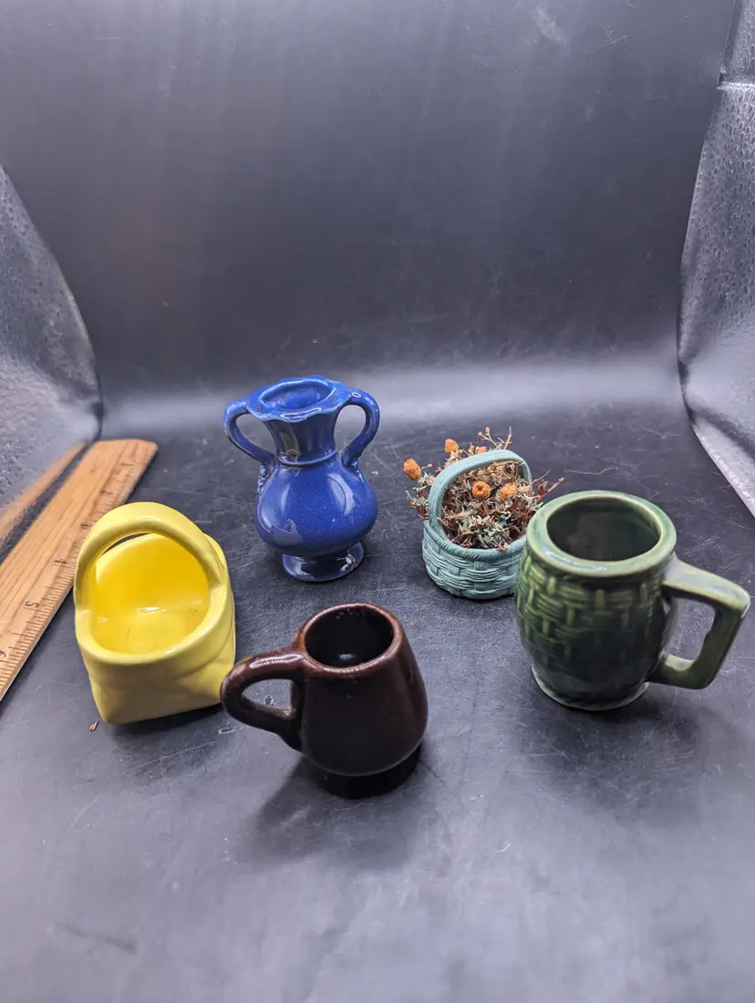 Vintage Lot of 5 Pottery Miniatures Two Baskets One Vase Two Cups perfect for doll house