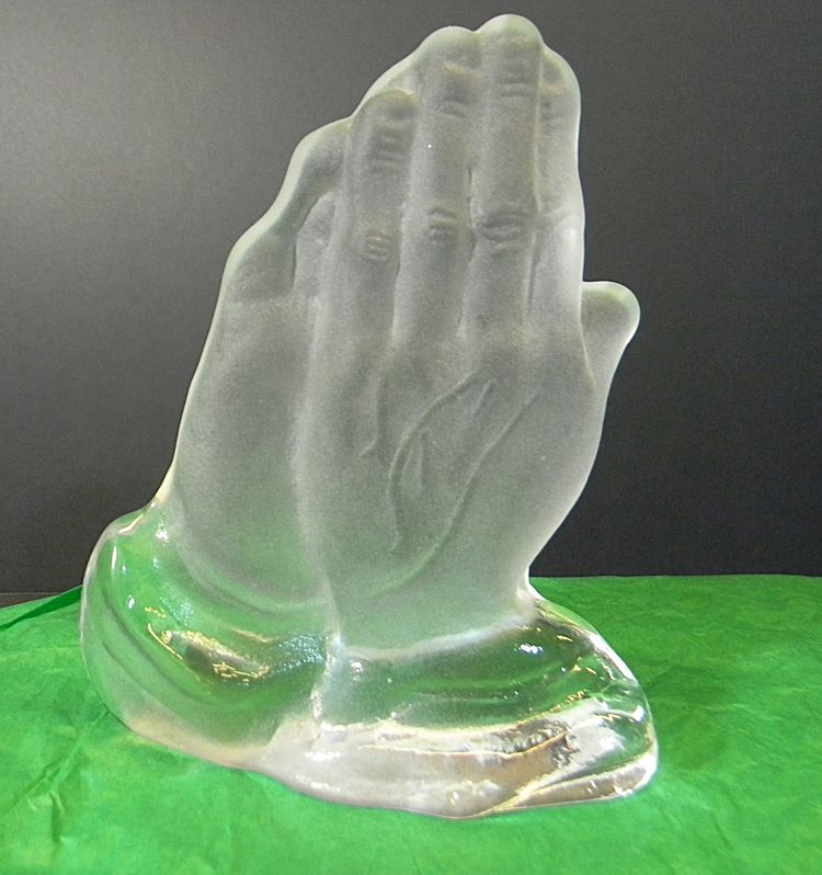 #01 Frosted Glass Praying Hands Art Glass paperweight