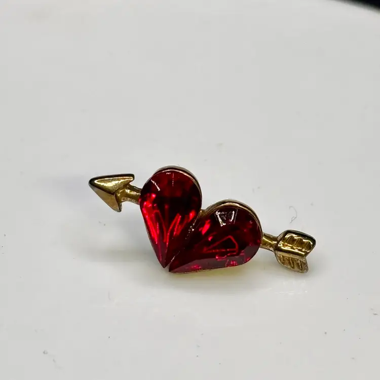 Small Gold Tone and Red Stone Heart & Arrow Pin