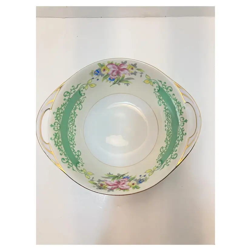 Vintage Japan serving bowl