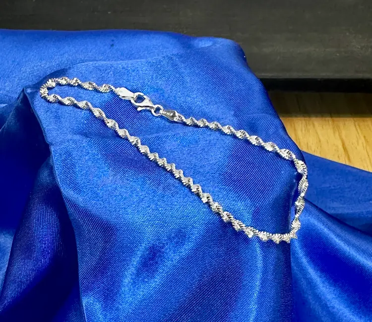 Vintage Italian Sterling Silver 925 Diamond Cut Twist Bracelet