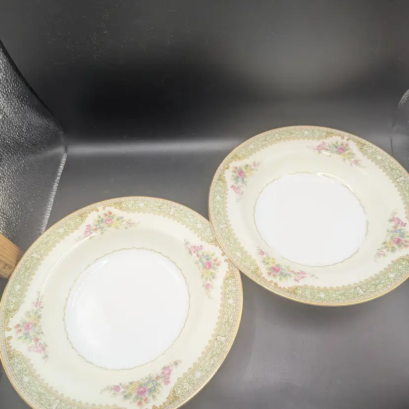 Vintage Set of 2 Kings Court China 'Jeanne' Pattern Soup Bowls 8.5".