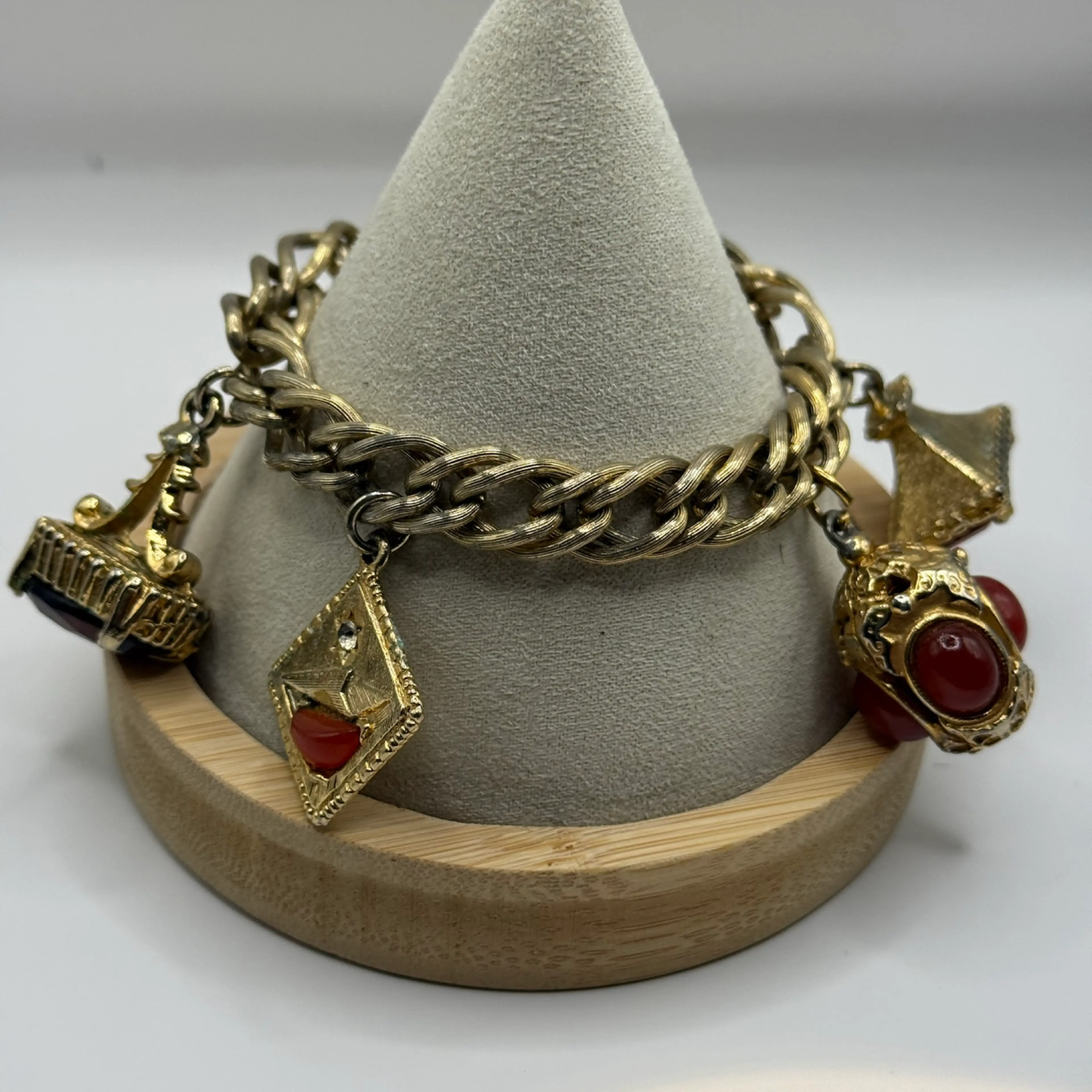 Image 3 of 6