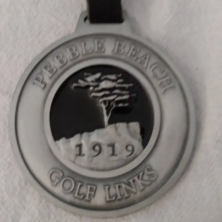 Pebble Beach Golf Links Golf Bag Tag Medallion 2.75"D