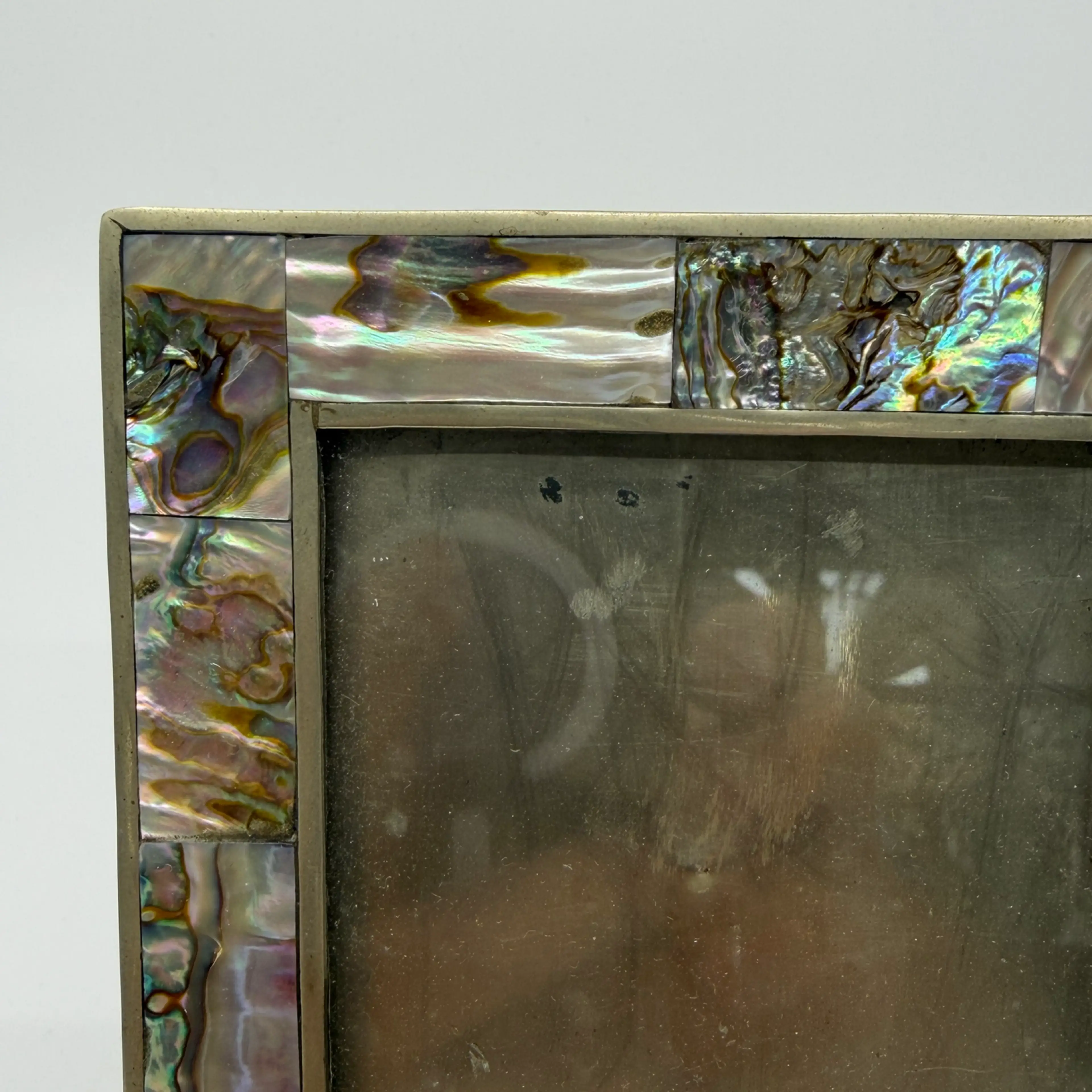 Image 2 of 7