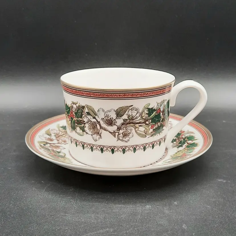 Spode Christmas Rose Flat Cup & Saucer Thailand Fine Bone China NEW