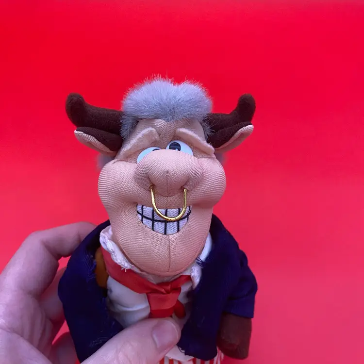 Infamous Meanies Bull Clinton 8" Beanie Plush - NWT - VTG 1998 Idea Factory