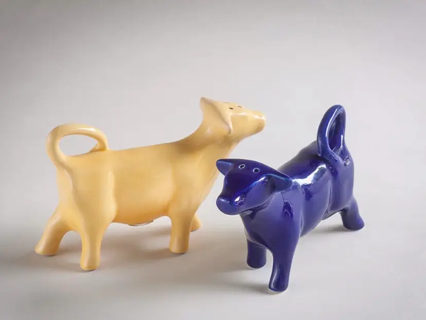 MCM Style Navy And Yellow Cow Salt And Pepper 6”