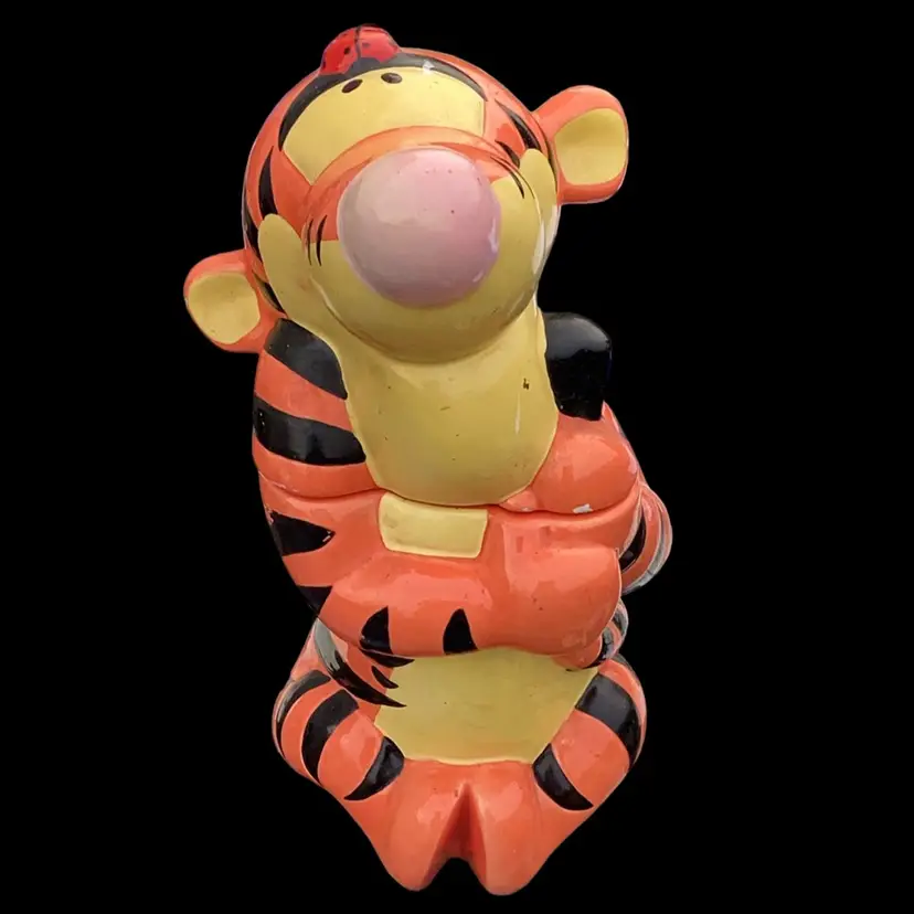 Vintage Tigger Winnie The Pooh Cookie Jar With Ladybug Top Of His Head
