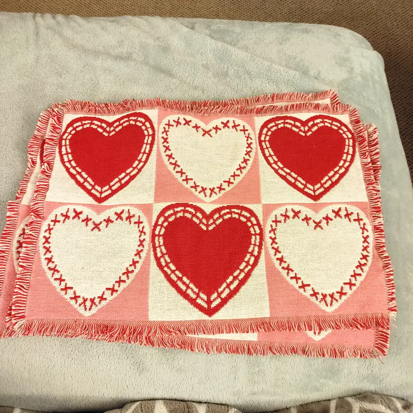 Valentine's Day place mats. Quantity of 6 mats. Double sided. 19 XL 14. Like new.