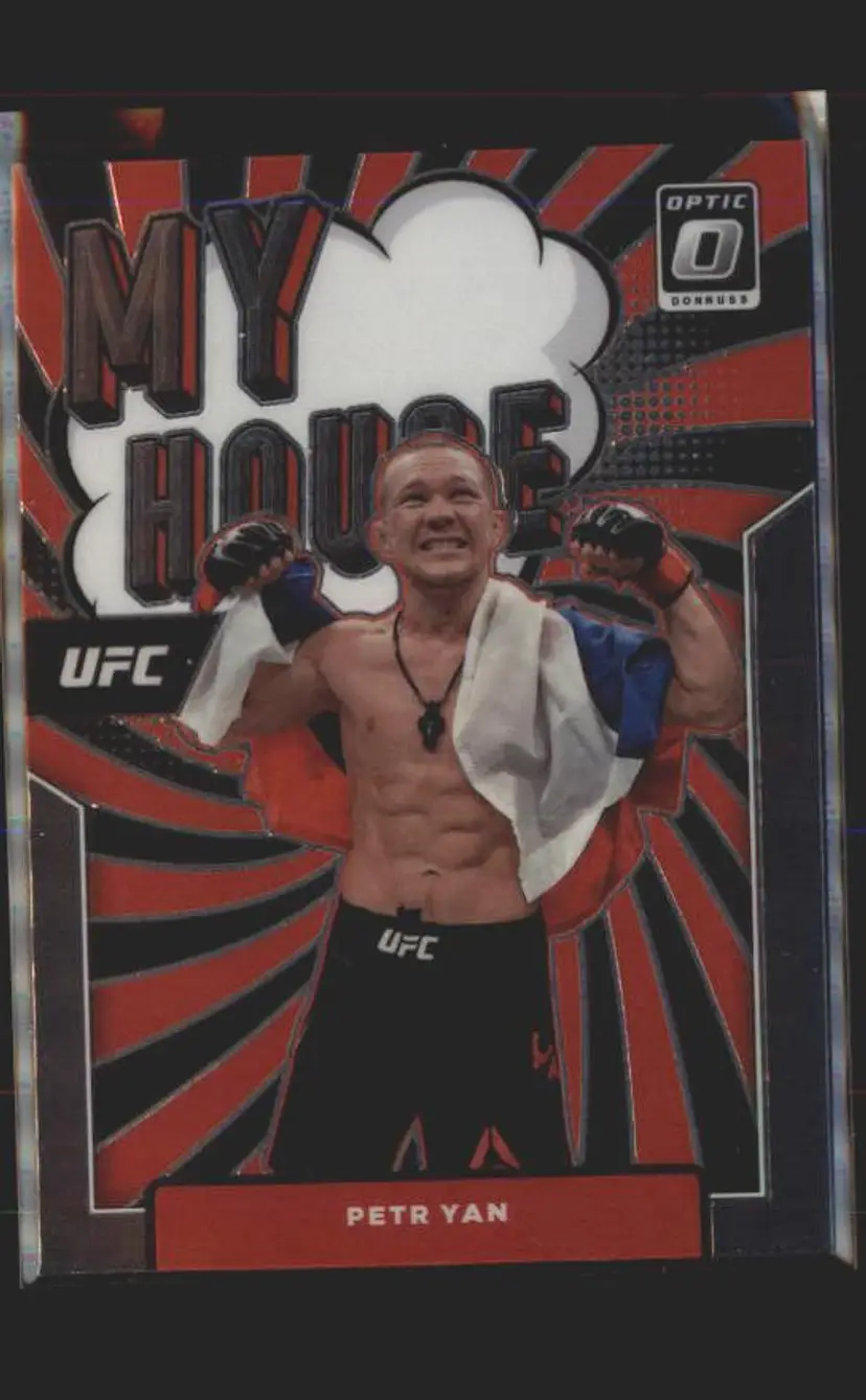 2022 Donruss Optic UFC #10 Petr Yan My House - (138) -