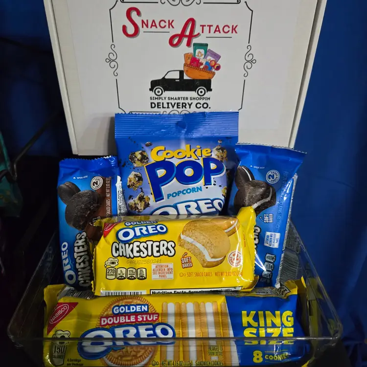 OREO Golden DBLStuf Cakesters & Popcorn Giftable Snack Box