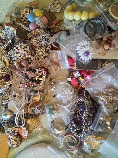Pop-Up Jewelry Show $5 & $8 Starts, Brooches, Necklaces, Bracelets 