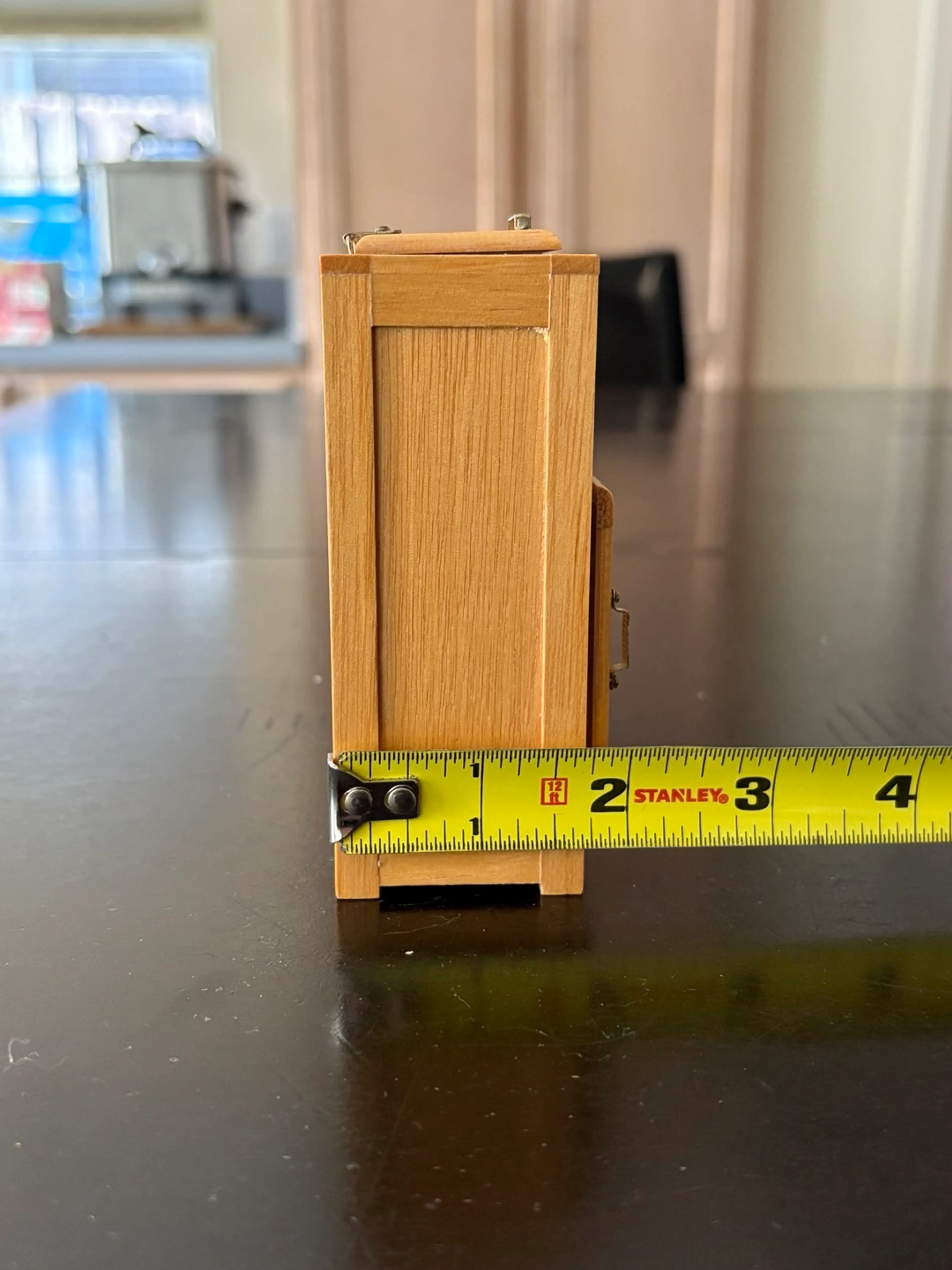 Image 4 of 6