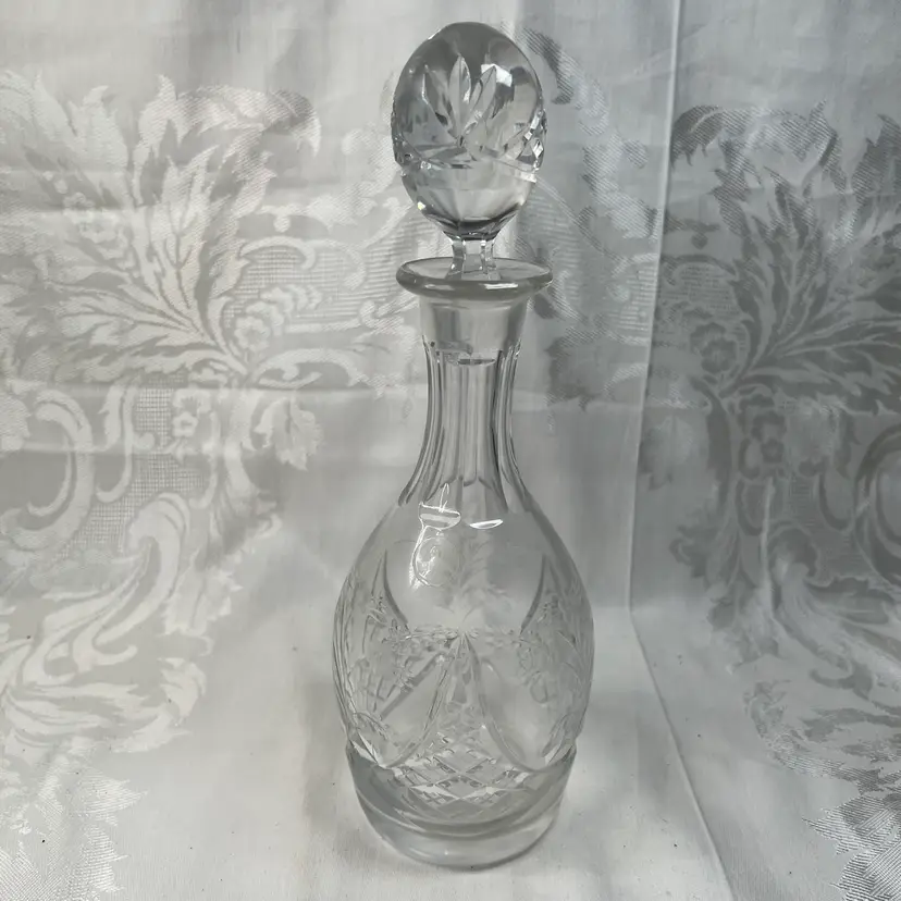 Vintage Yugoslavian Cut Lead Crystal Decanter With Stopper Diamond Quilted And Cut Flowers Original Sticker 11" X 3.5"
