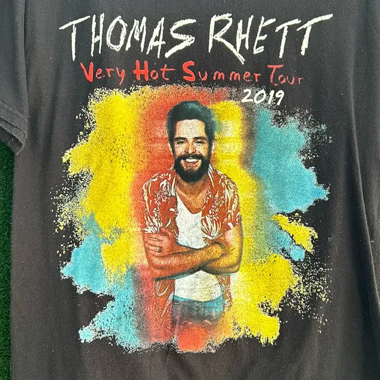Thomas Rhett Very Hot Summer Tour 2019 Black T-shirt Tour Cities On The Back 