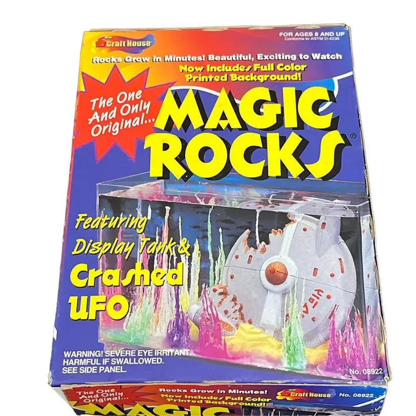 Vintage Magic Rocks Crashed UFO Display Tank By Craft House Growing Crystals Kit