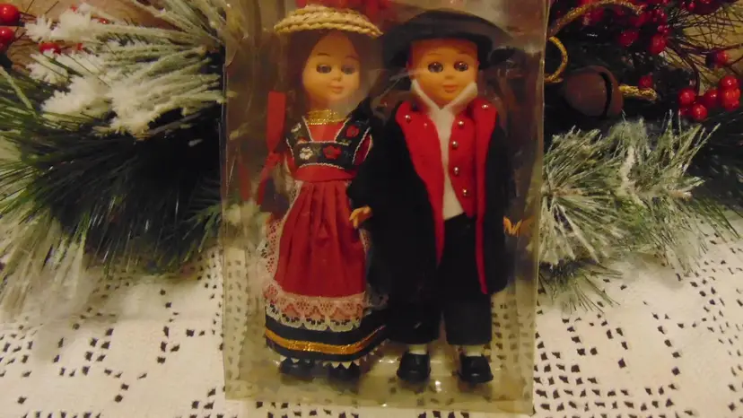 Darling preowned Vintage Boy and Girl plastic souvenir dolls.