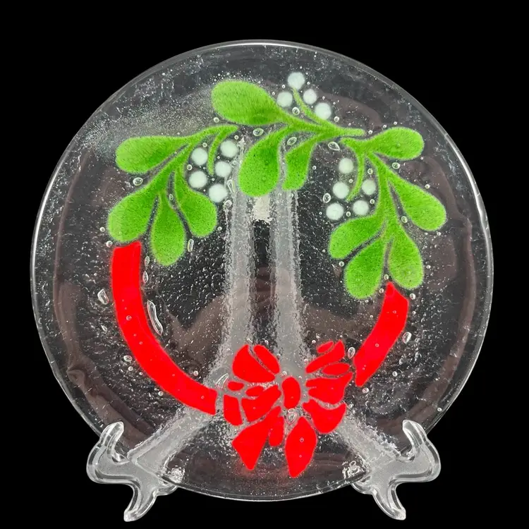 Peggy Karr Fused Glass Wreath Plate, Signed Peggy Karr Mistletoe Plate, Peggy Karr Glass Christmas Dish, Signed Art Glass Christmas Plate, Fused Glass Holiday Plate