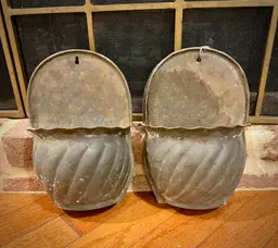VINTAGE METAL WALL POCKETS – RUSTIC GALVANIZED PLANTERS – SET OF 2