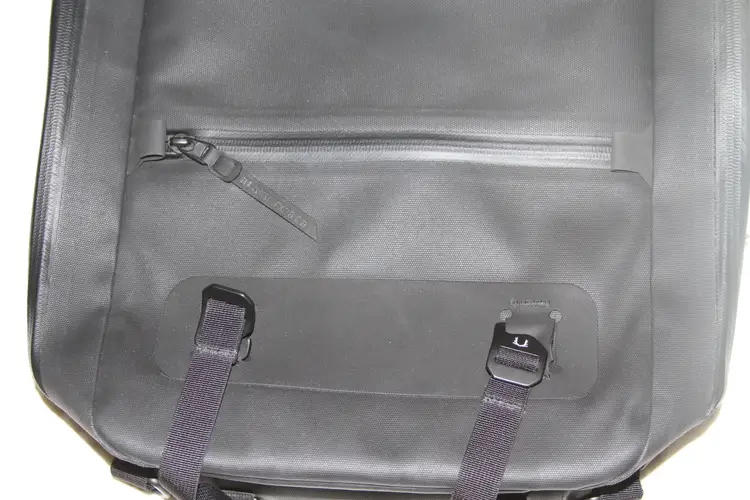 Black Ember Citadel Minimal Jet Black