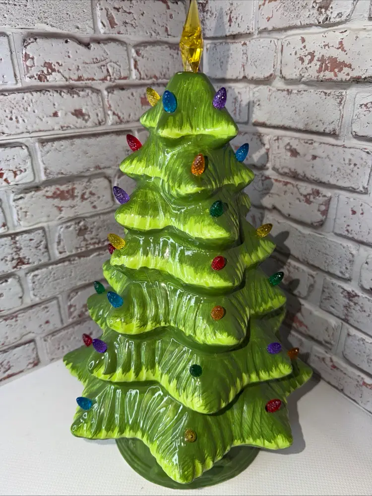 Mr. Christmas Nostalgic Green Ceramic Christmas Tree Battery Light Up 16"  EUC