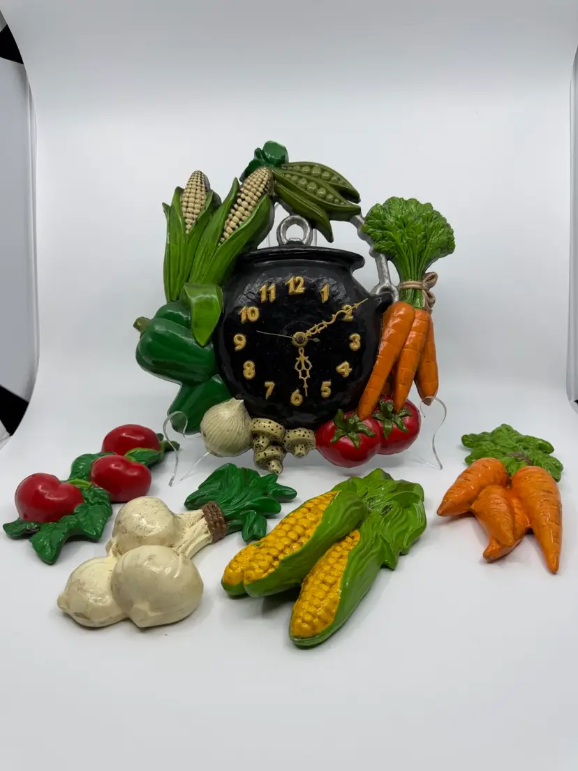 Vintage Mountainside Pottery Ceramic Vegetables W Pot Wall Clock&4 Matching Veggies