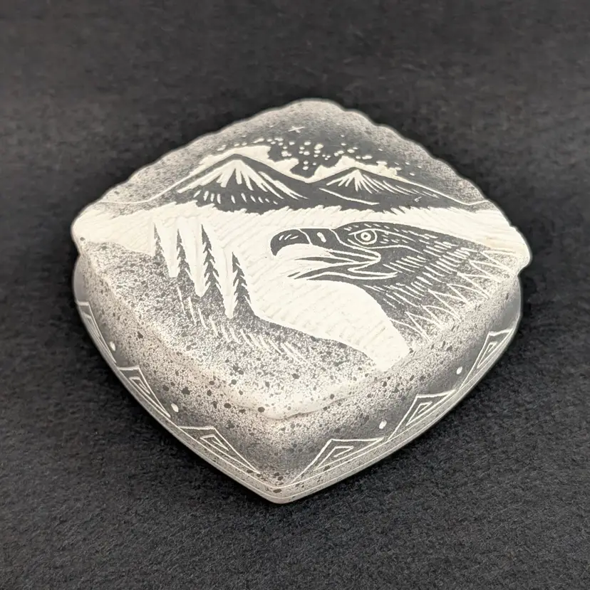 Vintage Harrison Tom Eagle Mountains Trinket Box Sgraffito Navajo Artist Signed