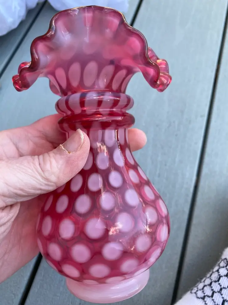 FENTON ART GLASS CRANBERRY COIN DOT RUFFLED OPALESCENT VASE