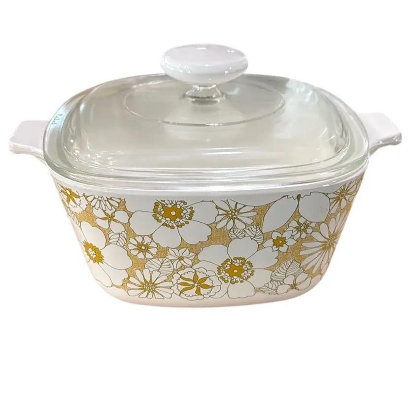 Corning Ware Floral Bouquet casserole dish with a clear lid