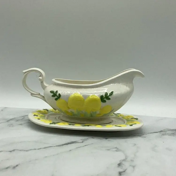 Arnel's Mushroom Gravy Boat with Plate