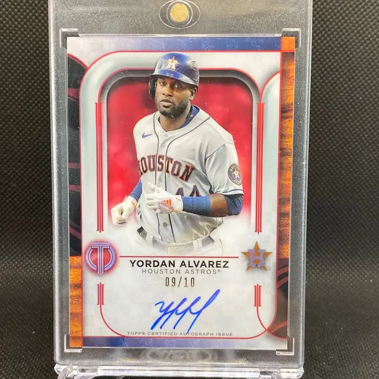 Yordan Alvarez 2022 Topps Tribute Auto Red /10