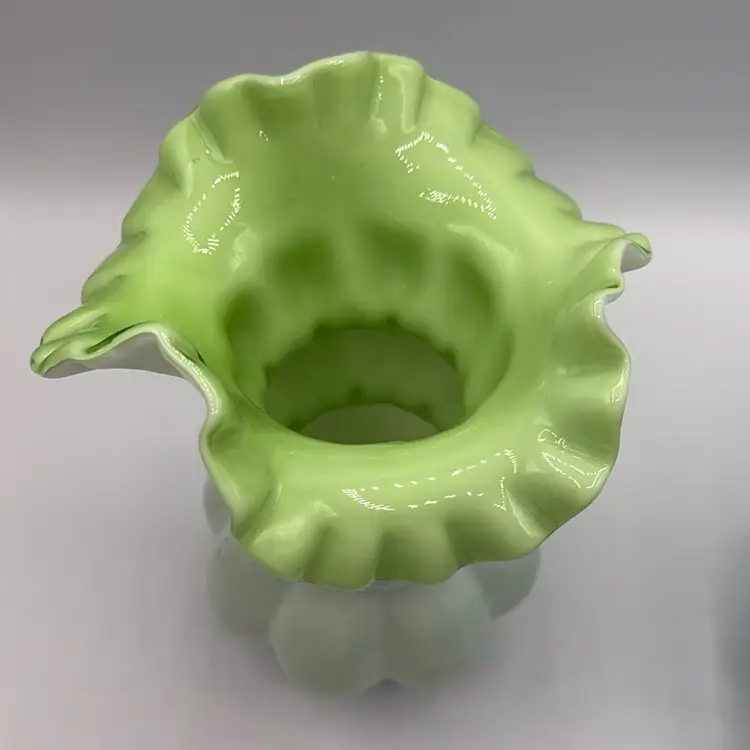 Kanawah Cased Green White Uranium GLOW! 😎