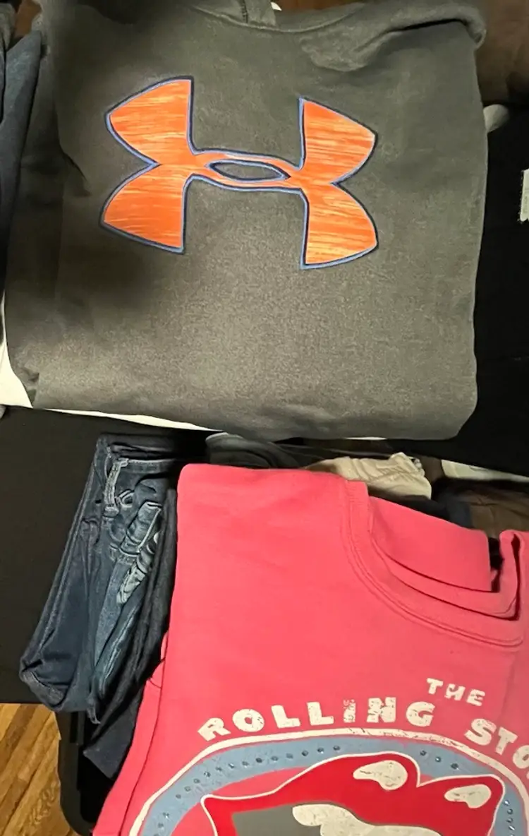 Clothes $1-$8 Starts Mostly Name Brand!!!