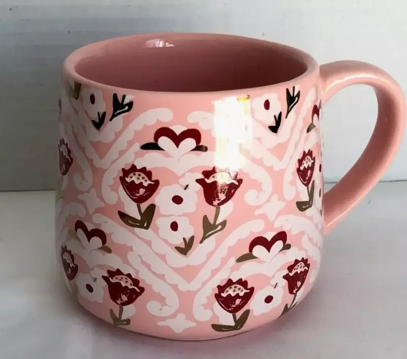 Threshold Target Pink Coffee Mug Cup Red Roses White Scrolls Hearts Gold Stems
