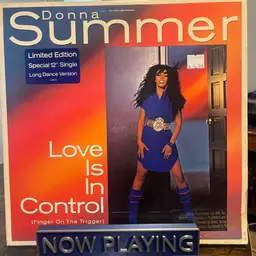 43 Donna Summer- Finger On The Trigger (Love Is In Control) 12”