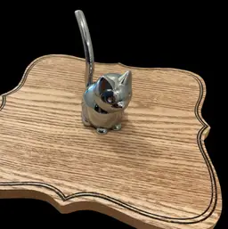 Mini Silver Colored Cat Ring Holder