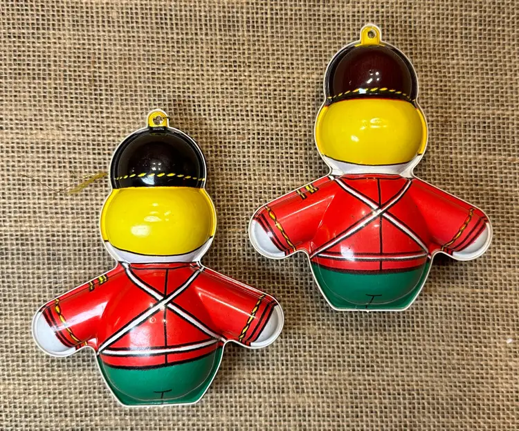 #22 Toy Soldiers Vintage Plastic Candy Containers -  Set of 2