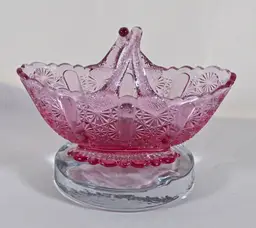 VTG Fenton Glass Daisy & Button Pink Basket Split Twig Handle