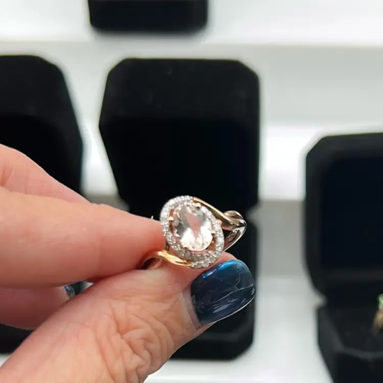10K Rose Gold Morganite & Diamond Halo Ring Size 7.75
