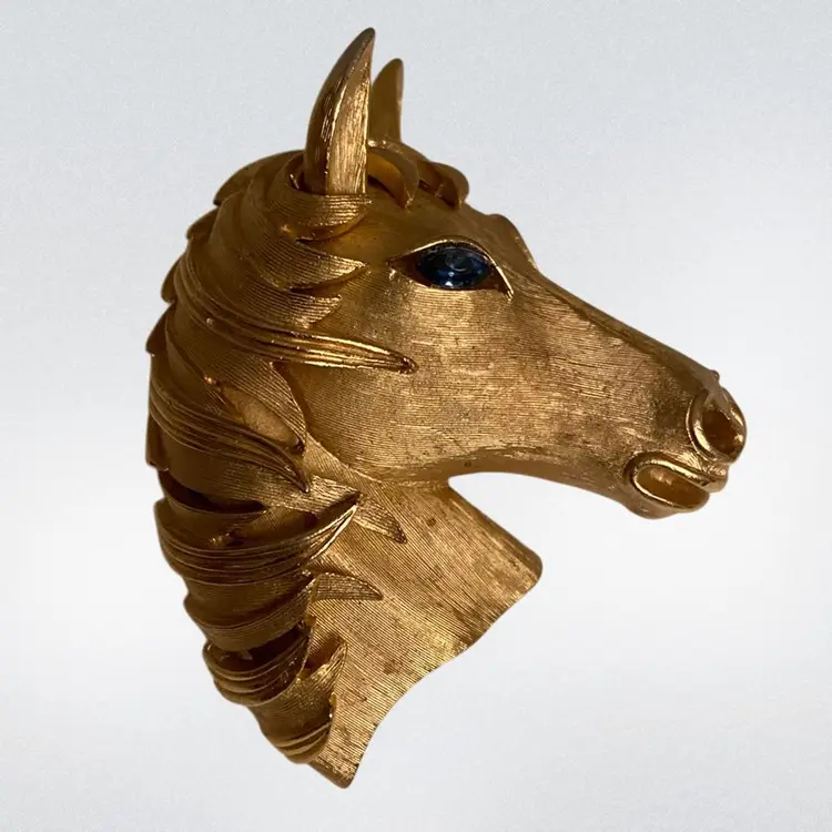 Vintage Crown Trifari Gold Horse Head Blue Rhinestones Eyes Figural Brooch